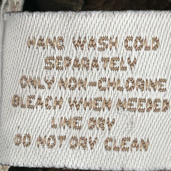 Chico’s Faux Fur collar & cuffs 3 button jacket in Chocolate Brown size Large - Picture 3 of 12